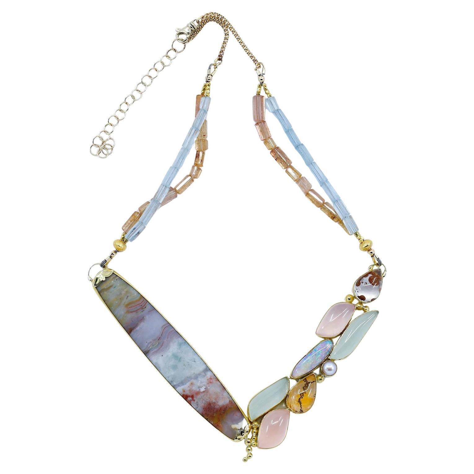 Dal concetto di struttura a quello di entropia, noi tessiamo le nostre narrazioni su ciò che è superiore. Per quanto mi riguarda, è il delicato equilibrio tra questi due concetti che trovo più affascinante. Quando invecchiamo, impariamo ad