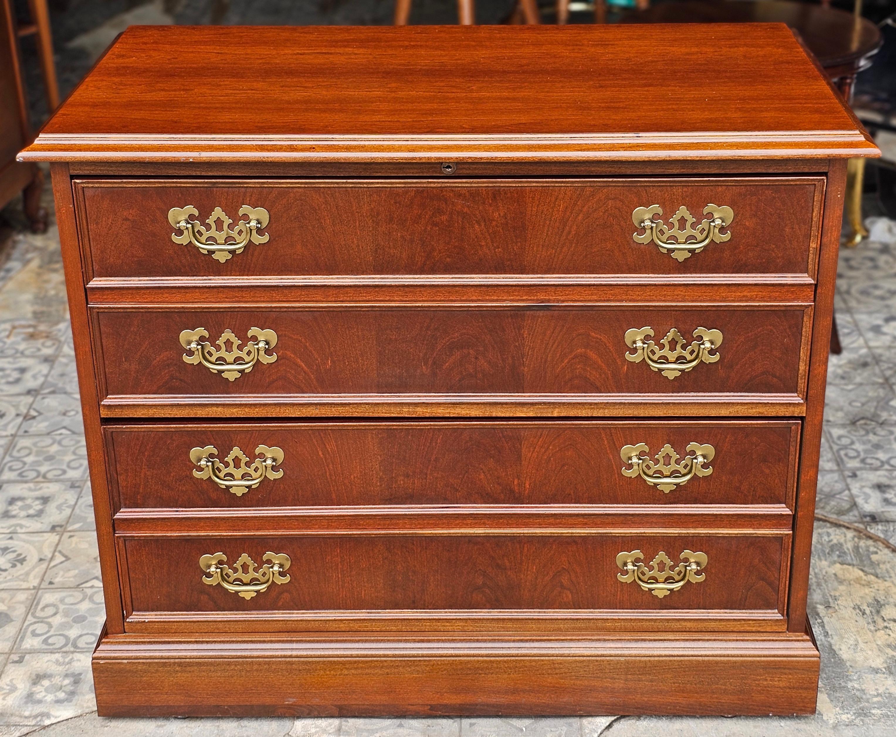 20th Century Jasper Mahogany Chippendale Executive Lateral Filing Cabinet For Sale