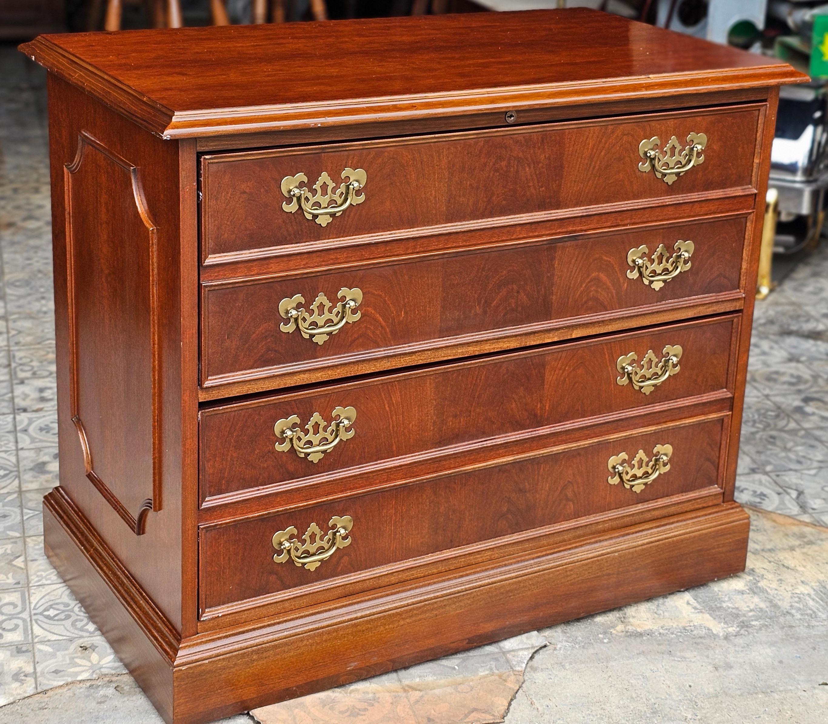 Jasper Mahogany Chippendale Executive Lateral Filing Cabinet For Sale 2