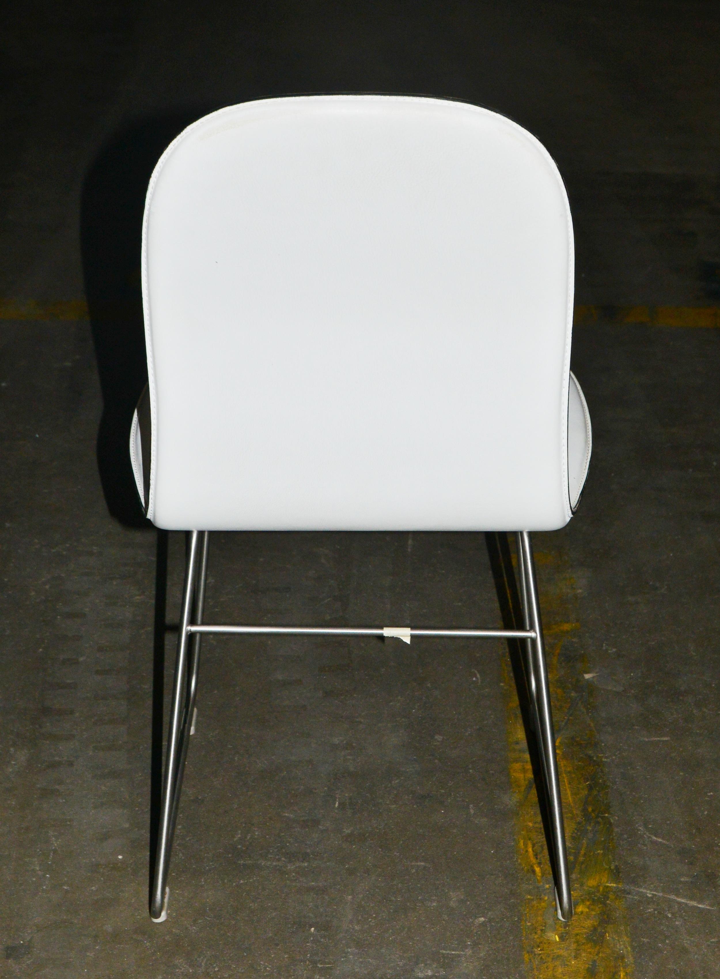 Jasper Morrison For Cappellini 'Hi Pad' White Leather Chairs In Good Condition In New York, NY