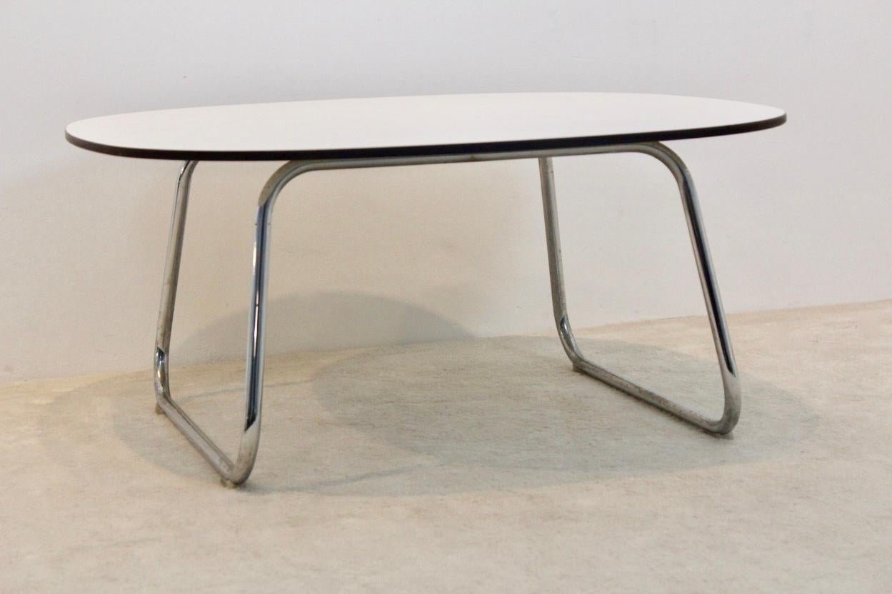 Jasper Morrison ‘Vega’ Table for Artifort In Good Condition In Voorburg, NL