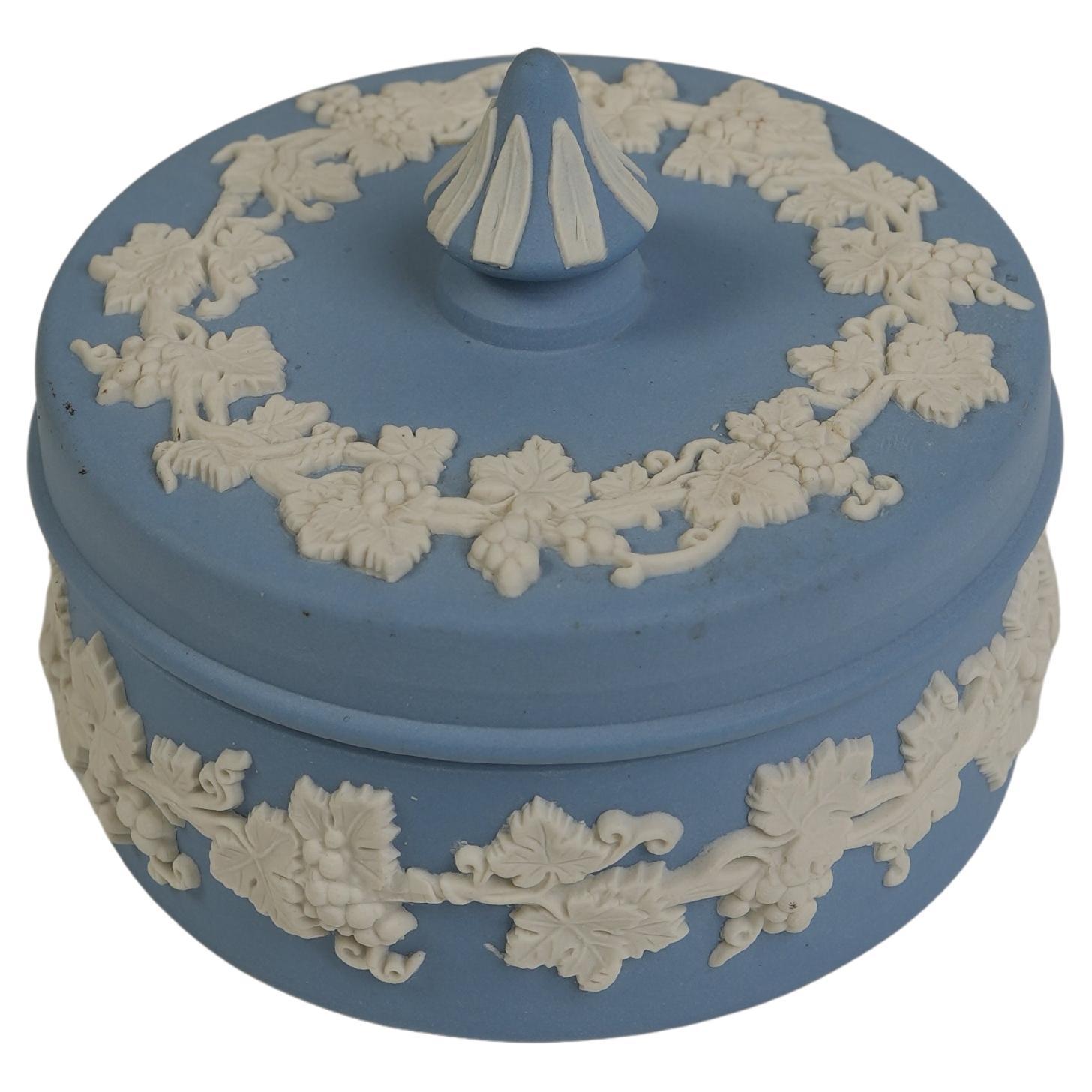 Jasperware Blue and White 'Wedgewood' Pointed Top Box