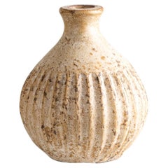 Jaurès Vase, Handmade Textured Round Terracotta in Beige