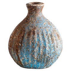 Jaurès Vase, Handmade Textured Round Terracotta in Blue Brown