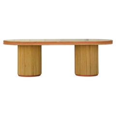 Tavolo da pranzo Java in rattan colorato e similpelle di Popus Editions