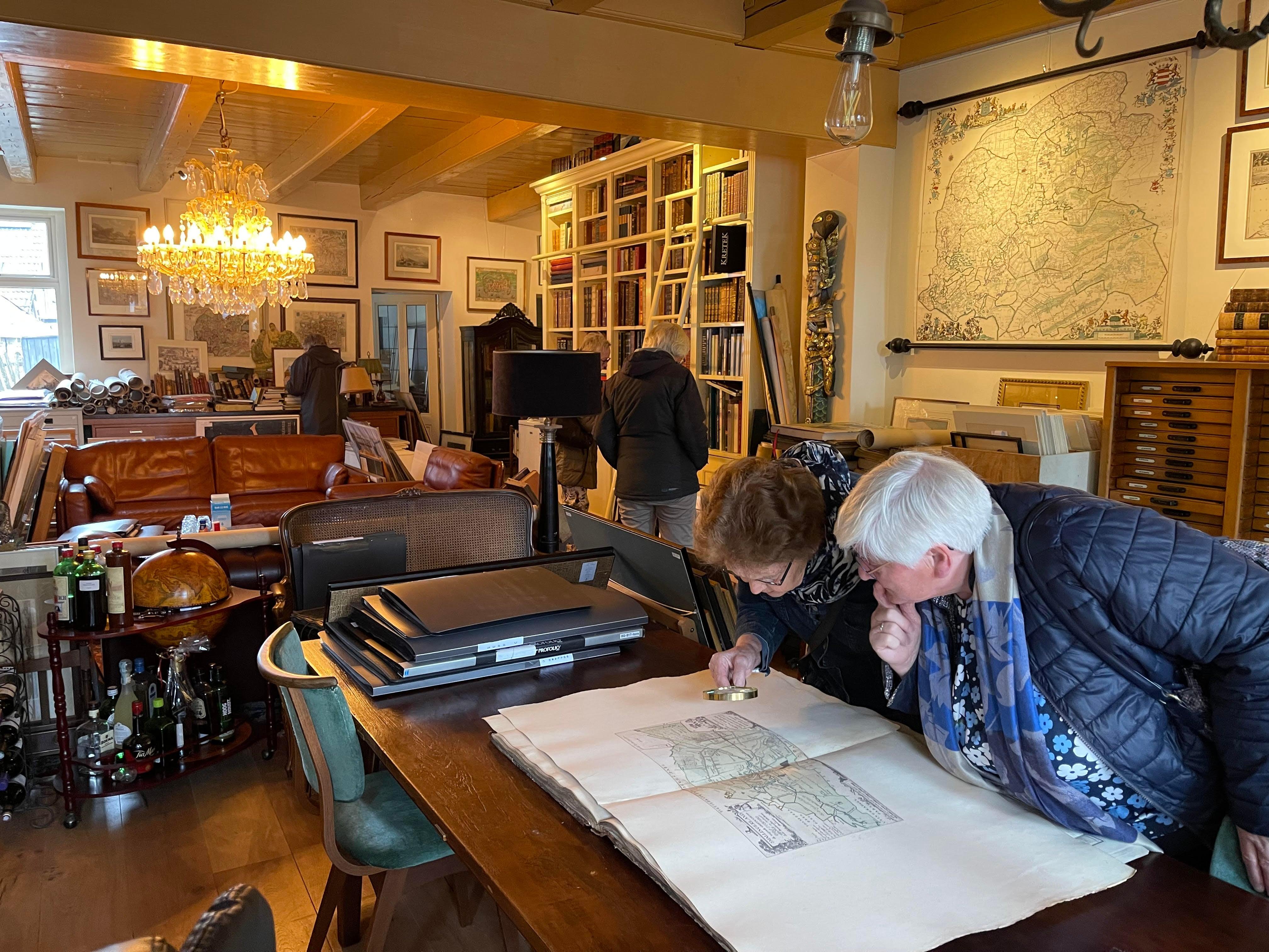 Java Landscapes – Pair of Deluxe Folio Chromolithographs by A. Salm, 1865-72 For Sale 3
