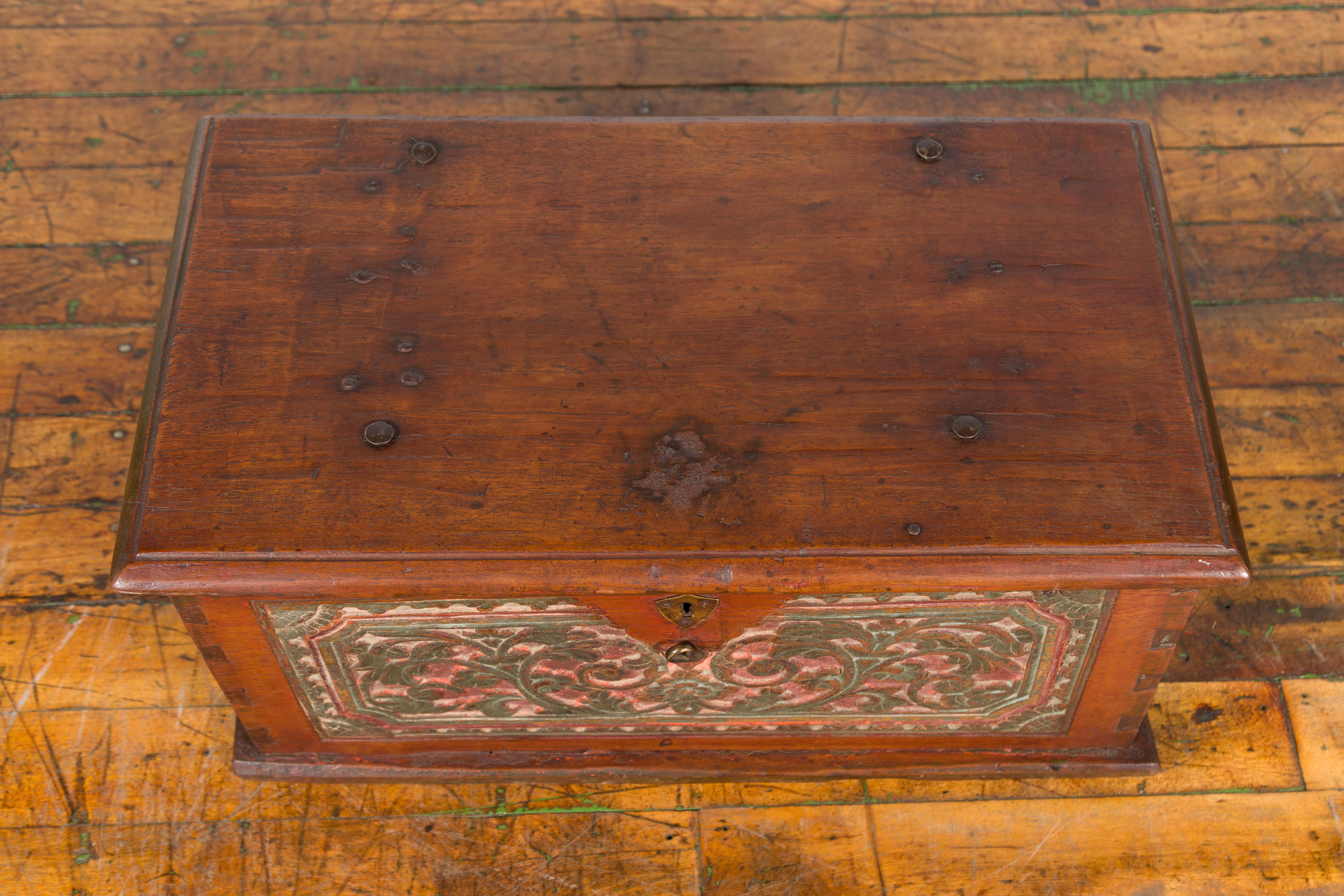 Javanese 19th Century Teak Carved Trunk with Green and Red Painted Accents 7