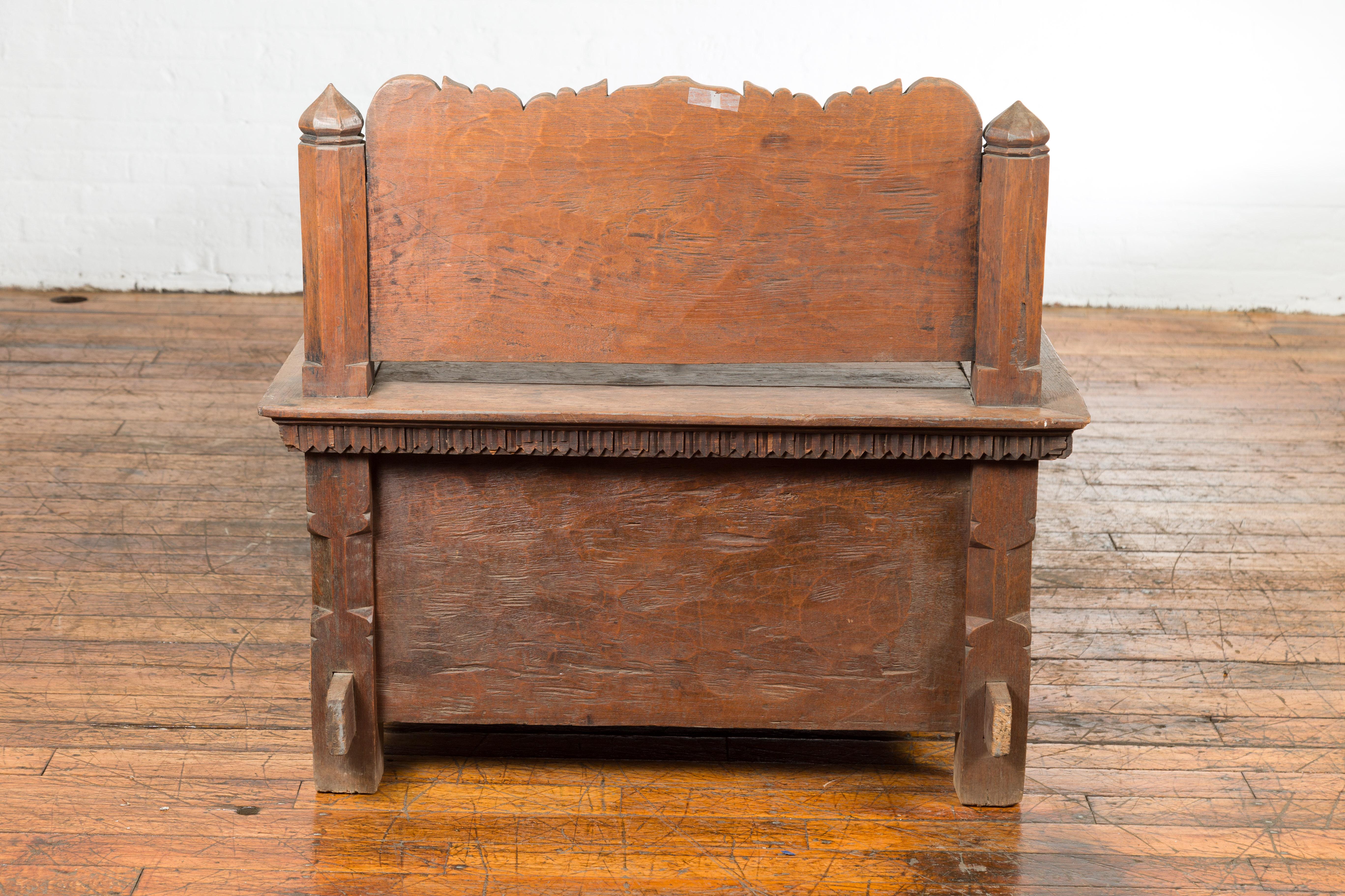 Javanisches Teakholz-Tagesbett aus dem 19. Jahrhundert mit Aufbewahrungsmöglichkeiten und handgewebtem Rattan im Angebot 14