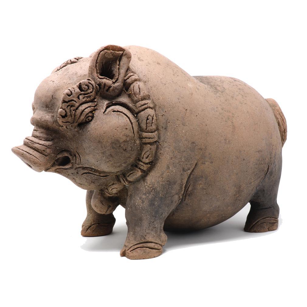 Javanese Clay Terracotta Piggy Bank from the Majapahit Kingdom (1292-1520) For Sale 4