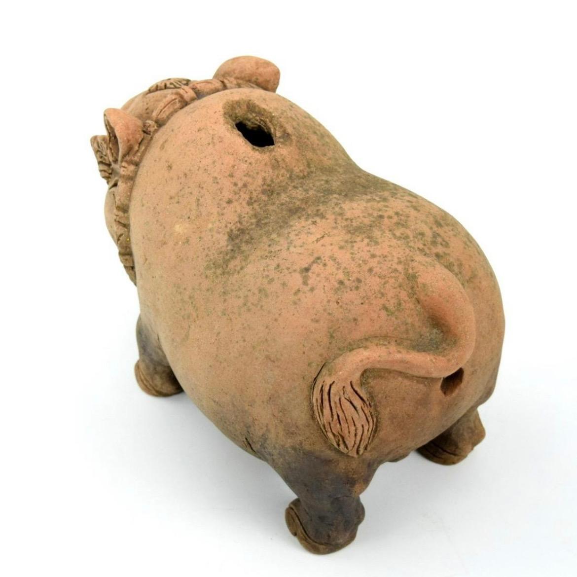 Javanese Clay Terracotta Piggy Bank from the Majapahit Kingdom (1292-1520) In Good Condition For Sale In Point Richmond, CA