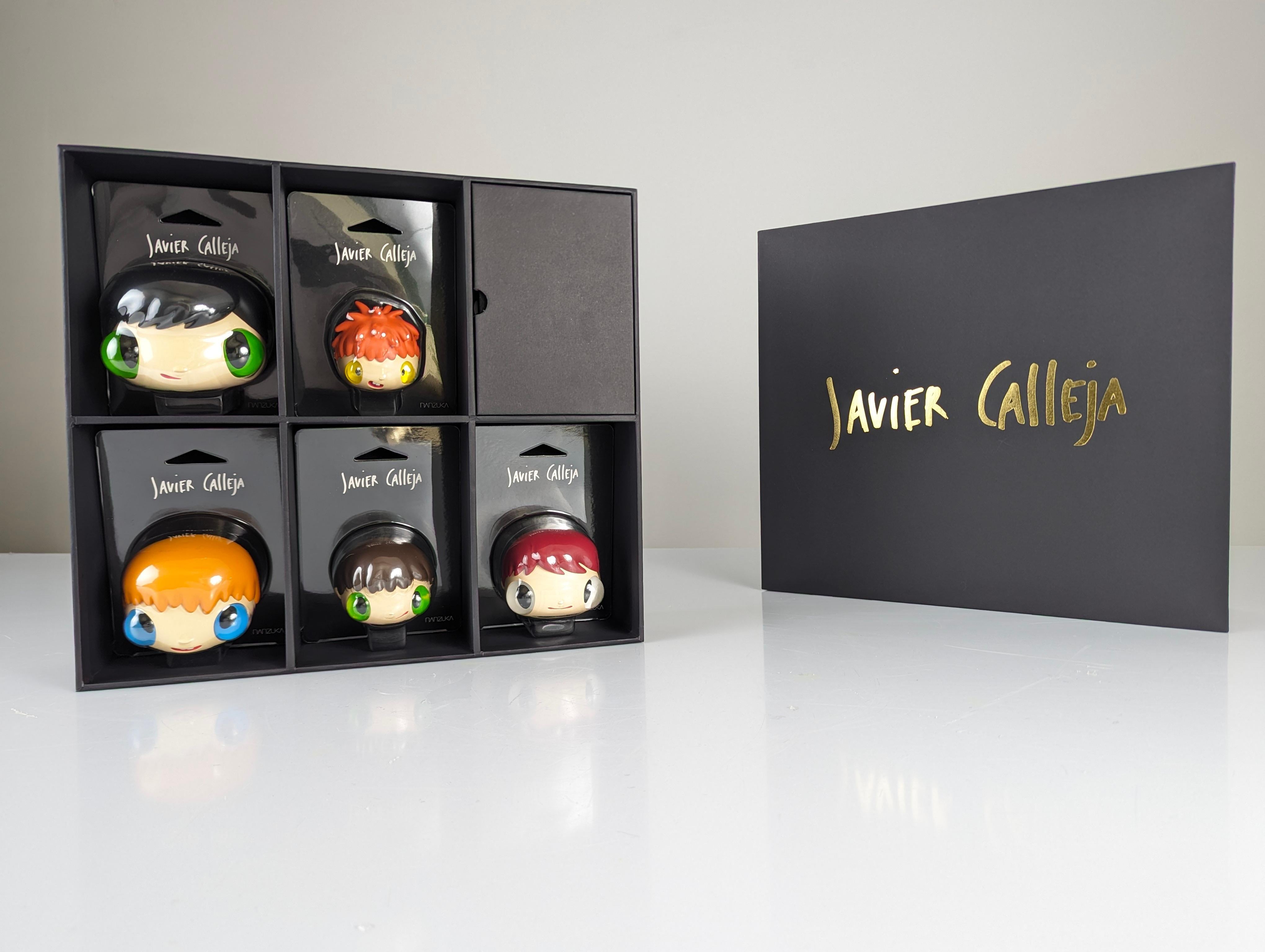 Set of 5 head hook sculptures featuring the adorable characters of the renowned artist Javier Calleja This beautiful collection captures the unique and charming essence of his creations This set is a limited edition of only 500 units offering an