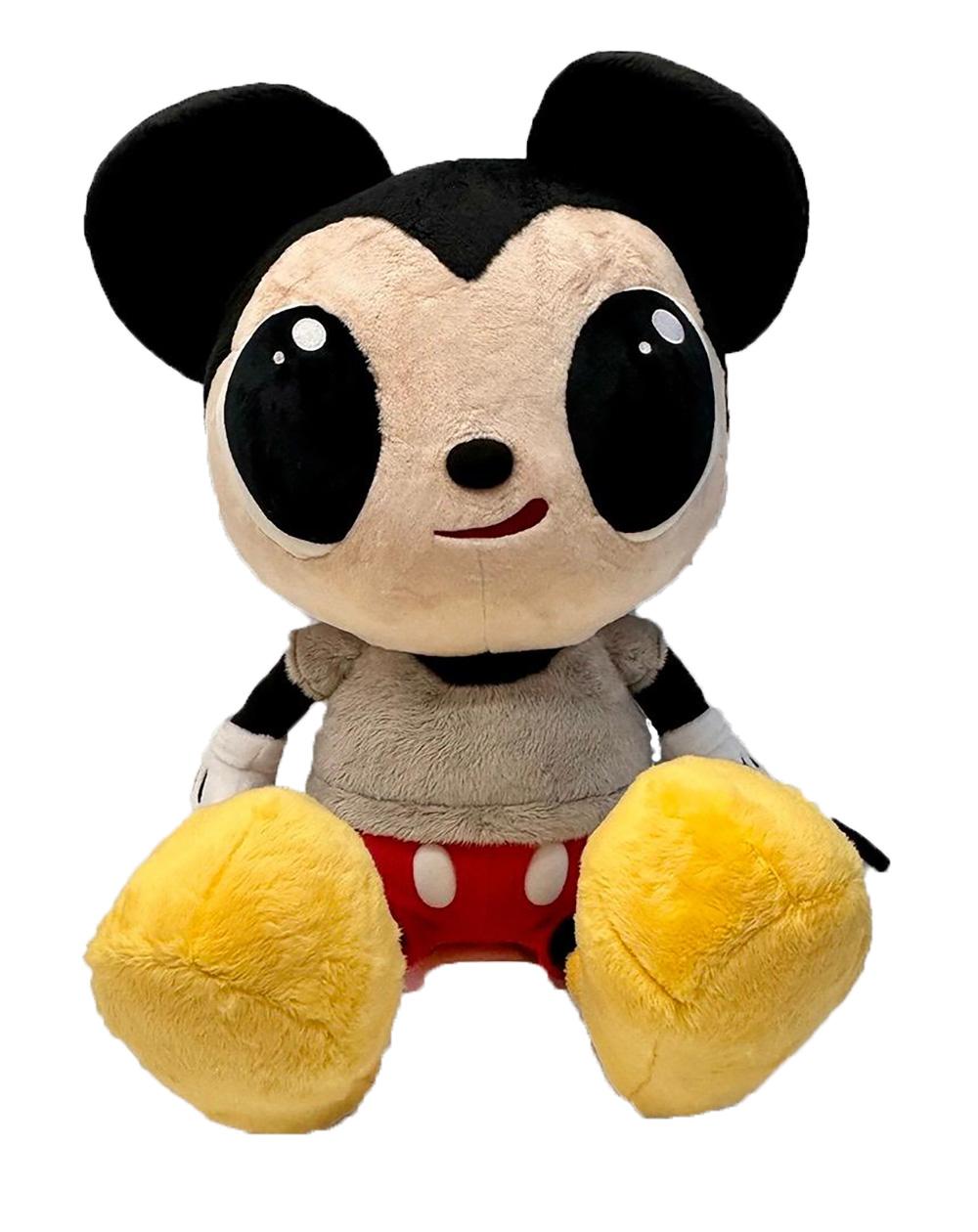 Peluche Little Mickey de Javier Calleja (lote de 2):
Destacados juguetes artísticos Mickey Mouse de Javier Calleja, de edición limitada y muy decorativos, creados por Calleja en colaboración con el célebre 2021 Japan  exposición "Mickey Mouse ahora
