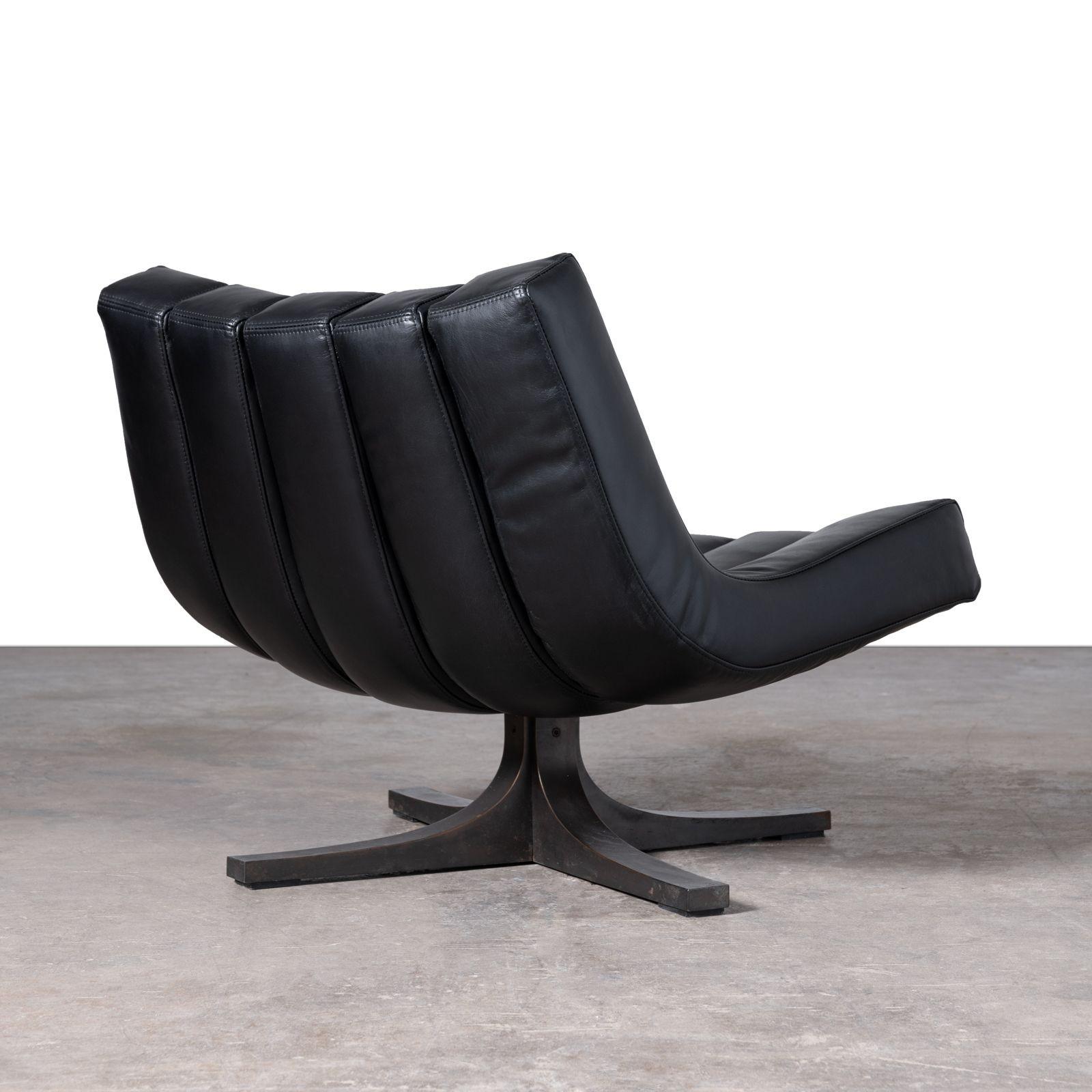 Javier Carvajal Granada Swivel Lounge Chairs for Martinez Medina, Spain 1960s For Sale 5