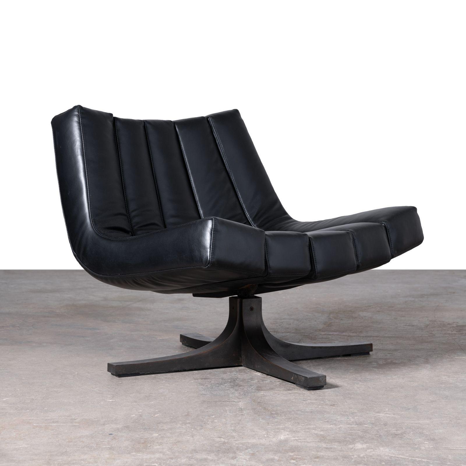 Javier Carvajal Granada Swivel Lounge Chairs for Martinez Medina, Spain 1960s For Sale 7