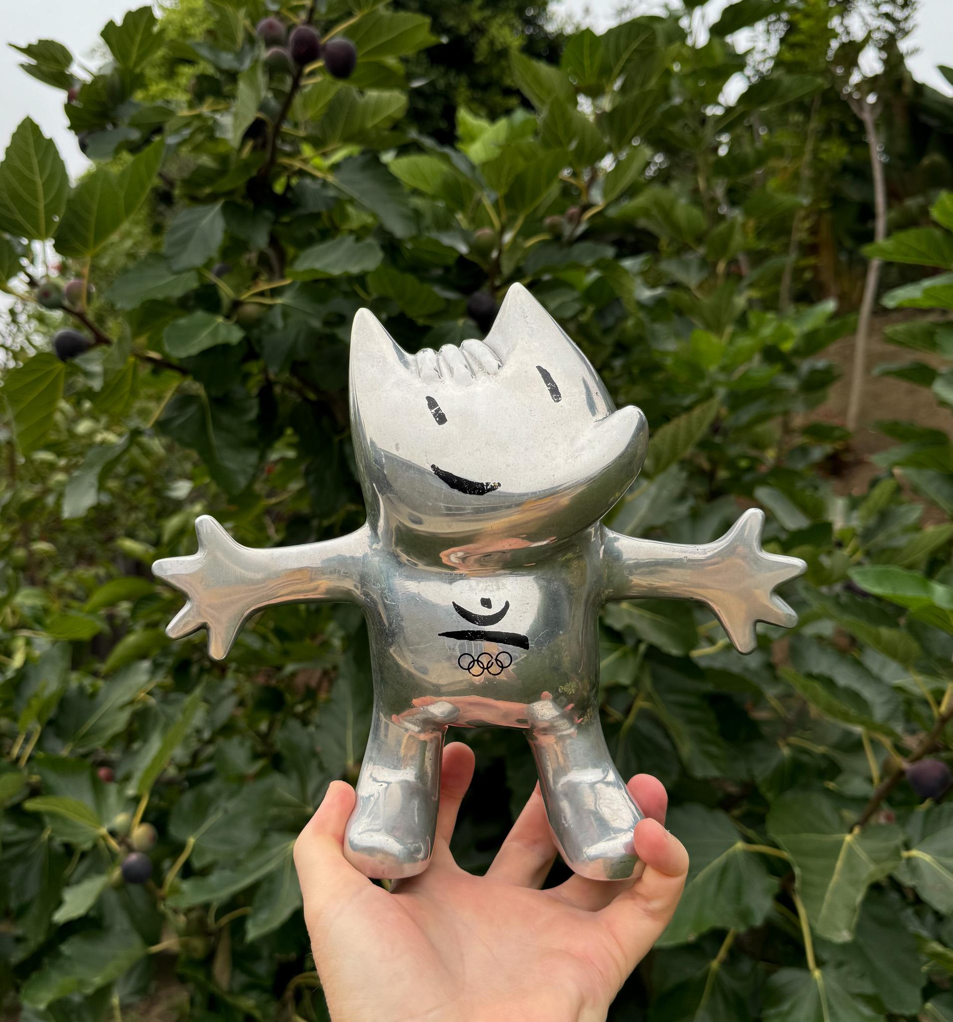Javier Mariscal 1992 Olympische Spiele Barcelona Aluminium COBI Mascot-Skulptur aus Aluminium im Angebot 2