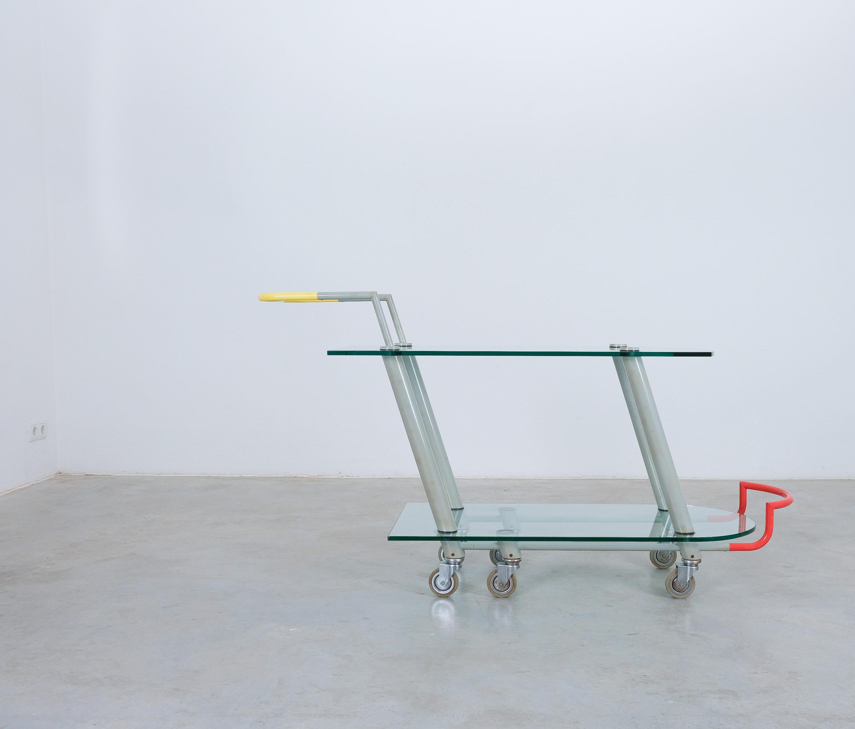 Javier Mariscal Post-Modern Bar Cart Hilton For Memphis , Italy, 1981 In Good Condition For Sale In Vienna, AT