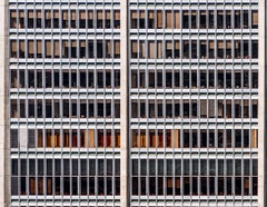 1003 Fenster. Abstrakte Architektur farbige Landschaftsaufnahme