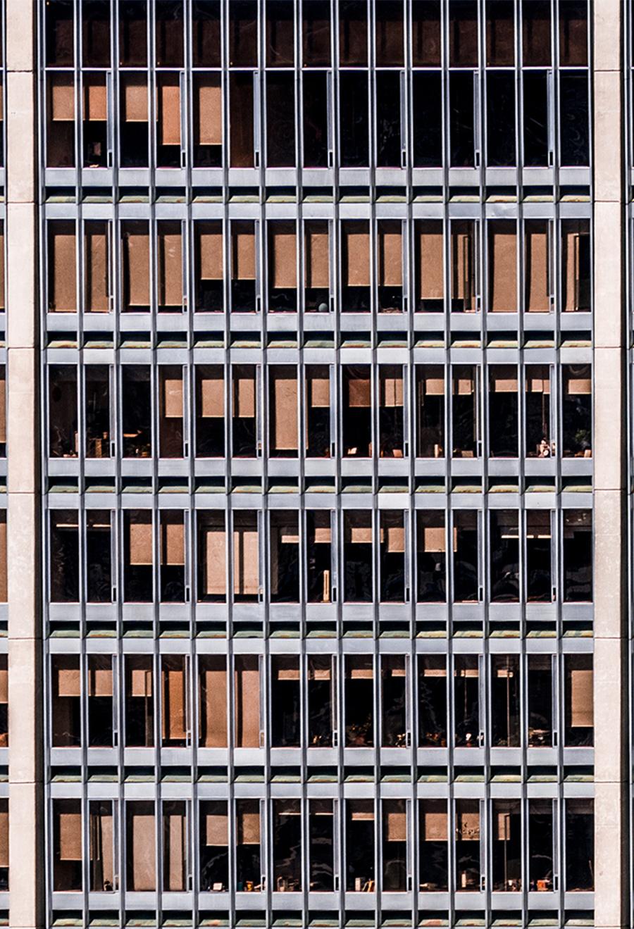 1004 Fenster. Abstrakte Architektur  farbige Landschaftsaufnahme  (Zeitgenössisch), Photograph, von Javier Rey