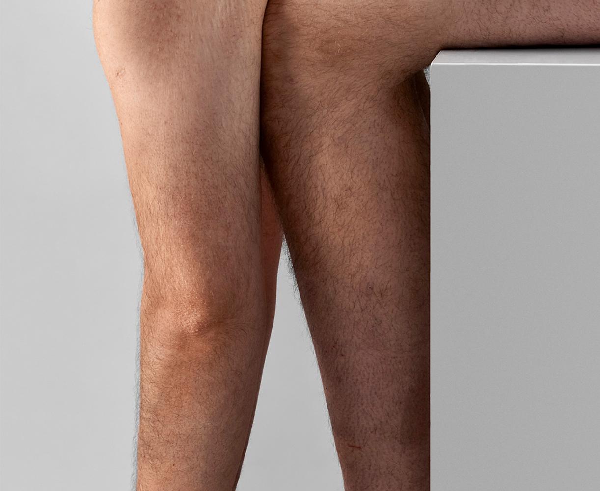 Amorphism 2. Abstrakte Aktfotografie – Photograph von Javier Rey