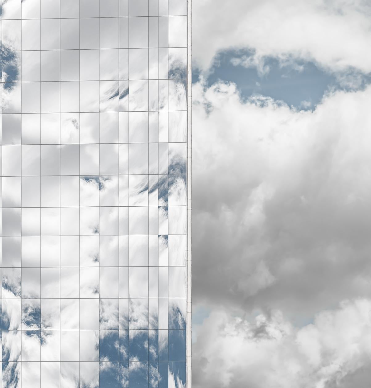 Espejismos nº 6. Paisaje arquitectónico,   Fotografía de edición limitada - Abstract Photograph Gris de Javier Rey