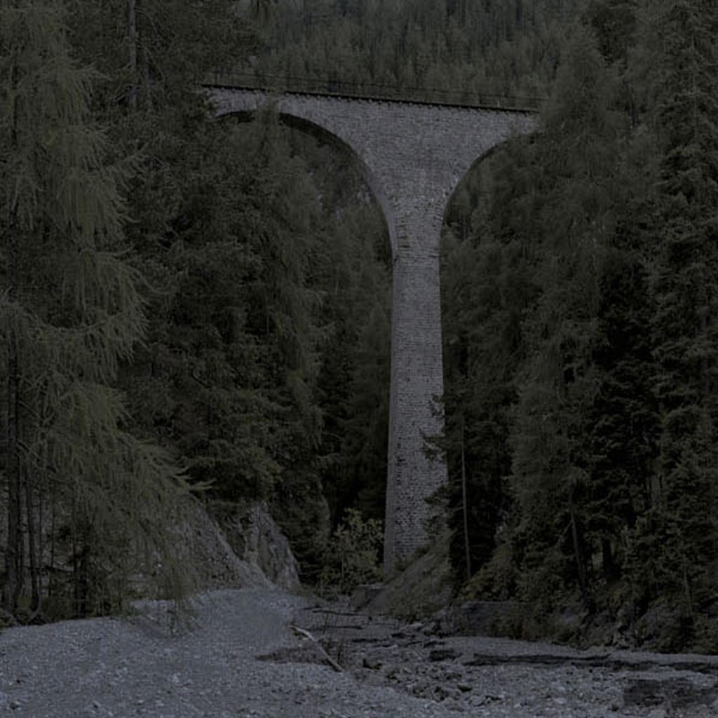 “ETH #12 (Columna)” by Javier Vallhonrat, 2000 – Color Photograph, Edition 3/3 For Sale 3
