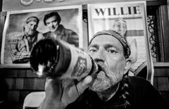 Willie Nelson, Drinking a Lone Star - first print of the edition #1/50