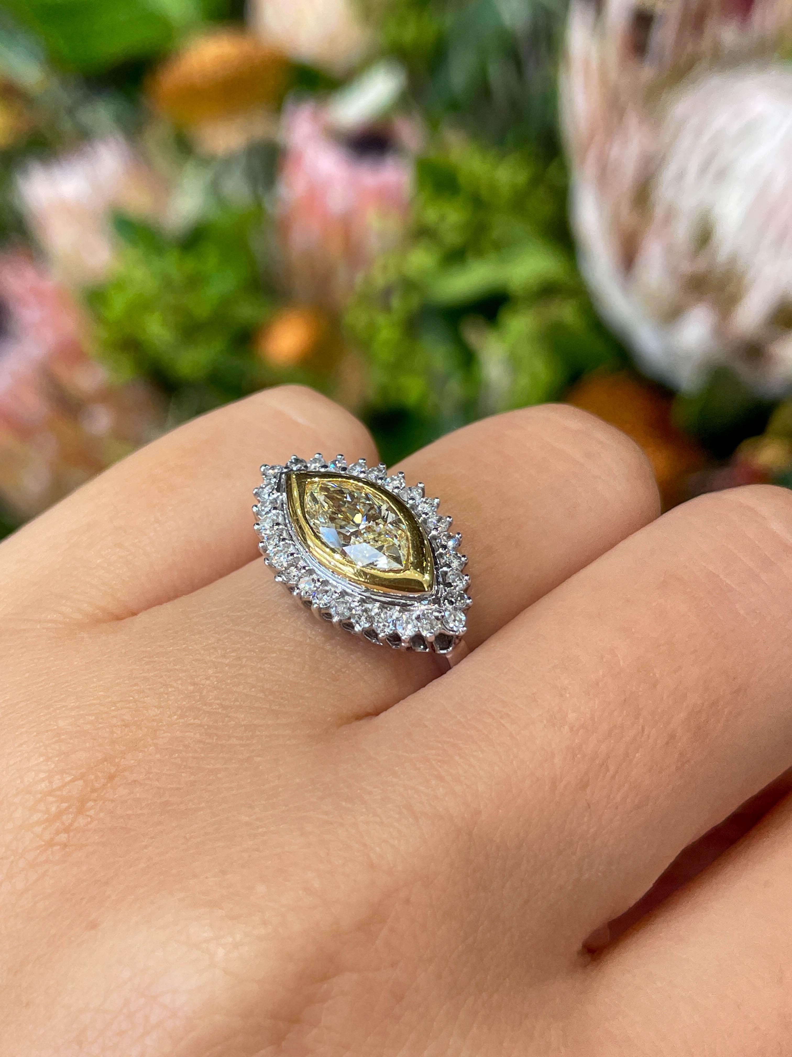 Jay Feder 14k Two-Tone Gold Diamond Halo Yellow Marquise Diamond Engagement Ring In Good Condition For Sale In Boca Raton, FL