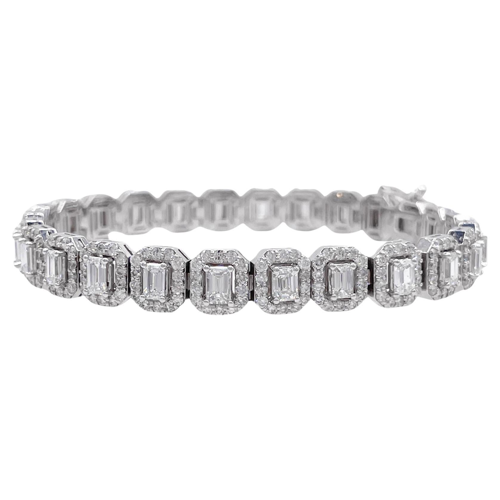 Jay Feders Bracelet de tennis en or blanc 14k, diamant Emeraude Halo