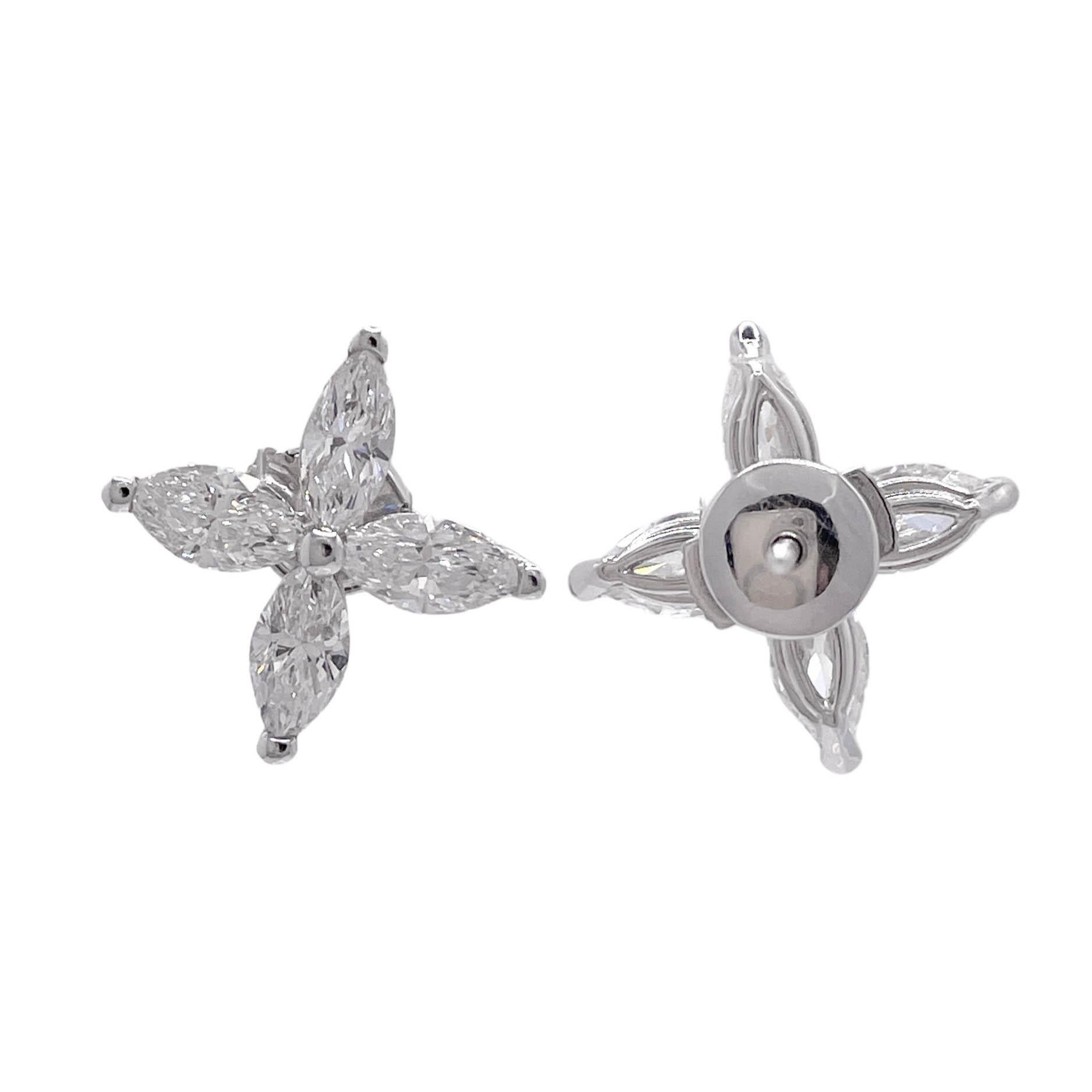 Jay Feder 14k White Gold Marquise Diamond Stud Earrings In Good Condition For Sale In Boca Raton, FL
