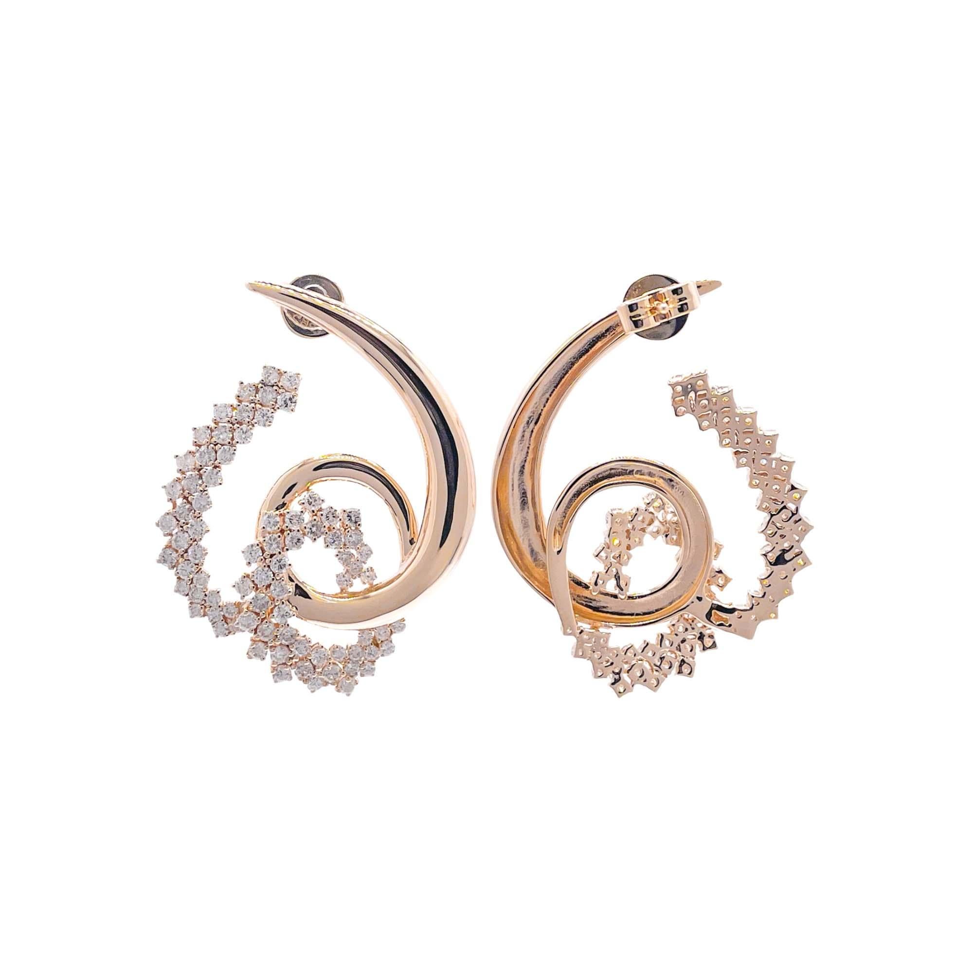 Jay Feder, orecchini a goccia con diamanti a spirale in oro giallo 14 carati In condizioni buone in vendita a Boca Raton, FL