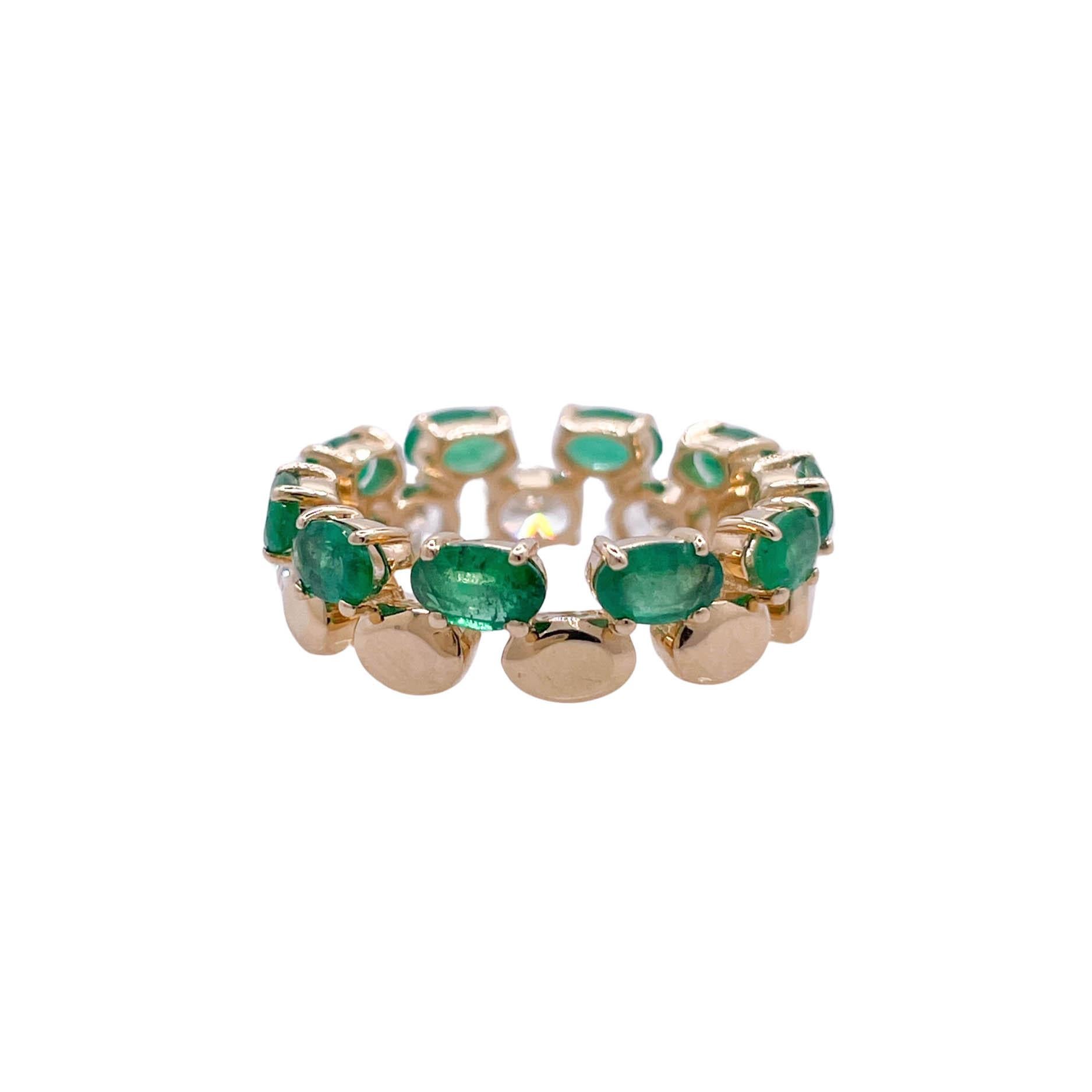 Jay Feder 14k Yellow Gold Emerald and Diamond Band Ring In Good Condition In Boca Raton, FL
