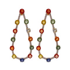 Jay Feder, boucles d'oreilles en forme de goutte d'eau en or jaune 14 carats avec plusieurs saphirs et diamants