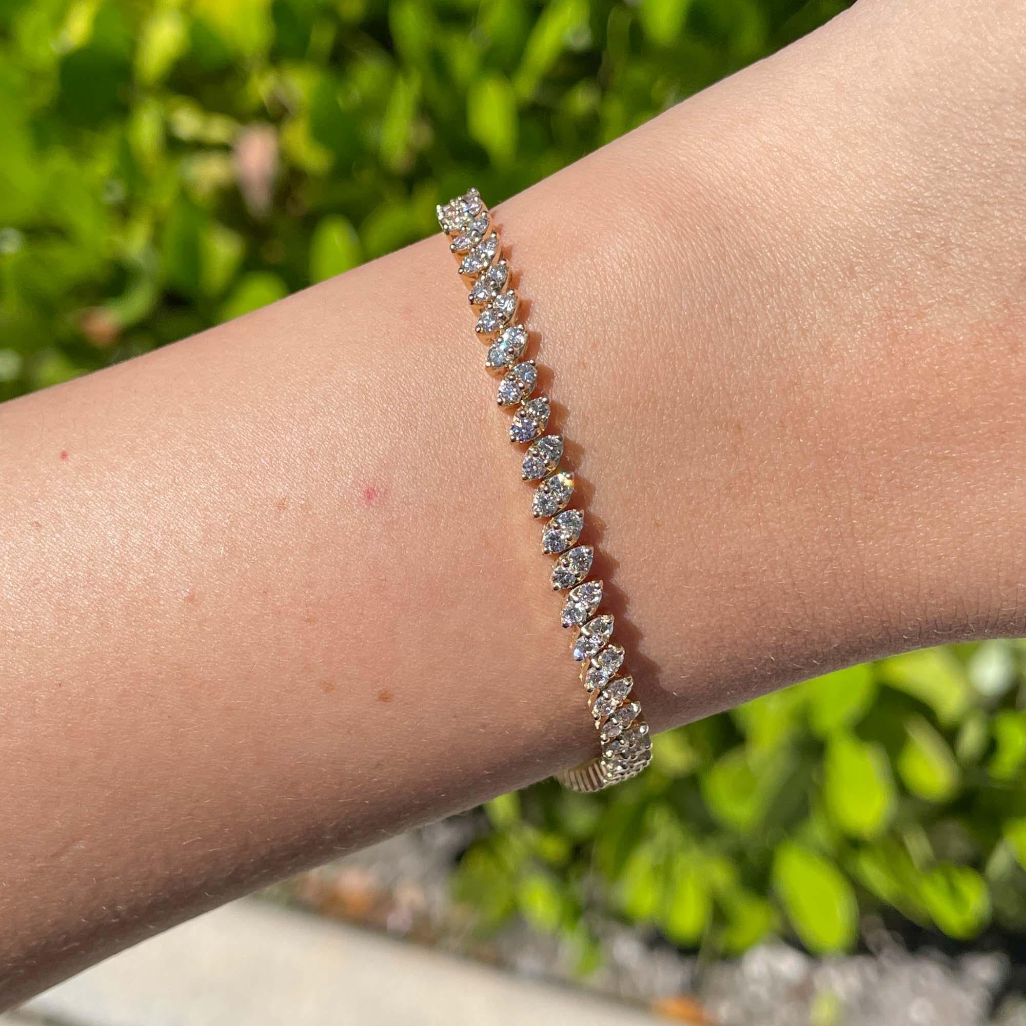 Jay Feder 14k Yellow Gold Round Diamond Tennis Bracelet For Sale