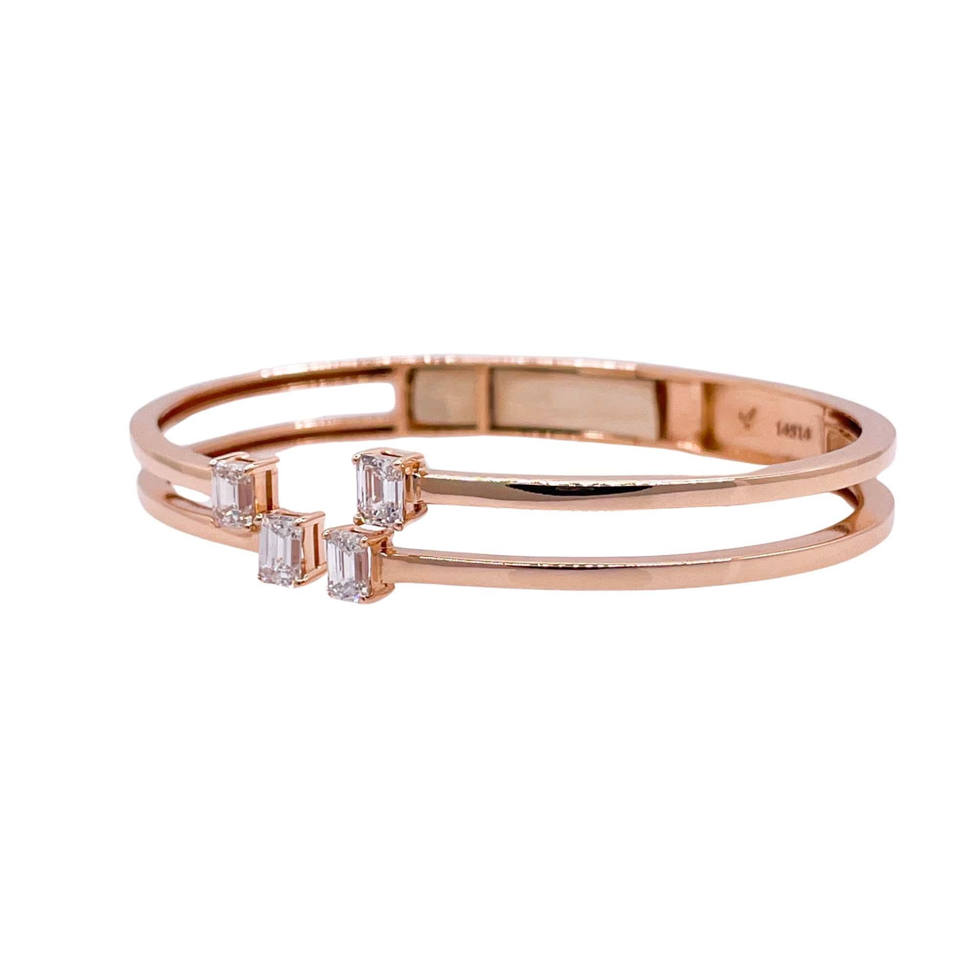 Taille émeraude Jay Feders Bracelet à charnière en or rose 18k, émeraude et diamant en vente