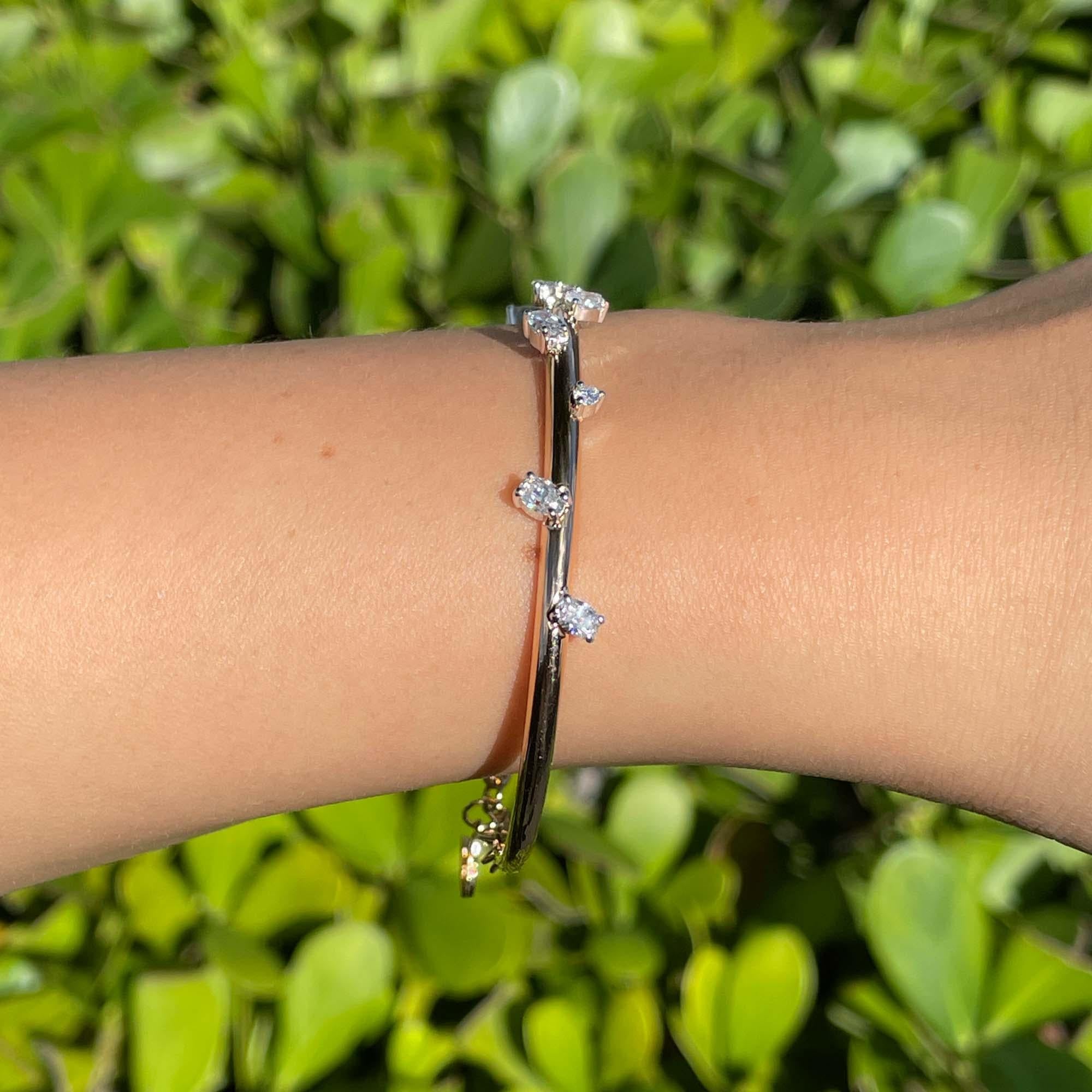 Bracciale ovale con diamanti in oro rosa 18k di Jay Feder in vendita 2