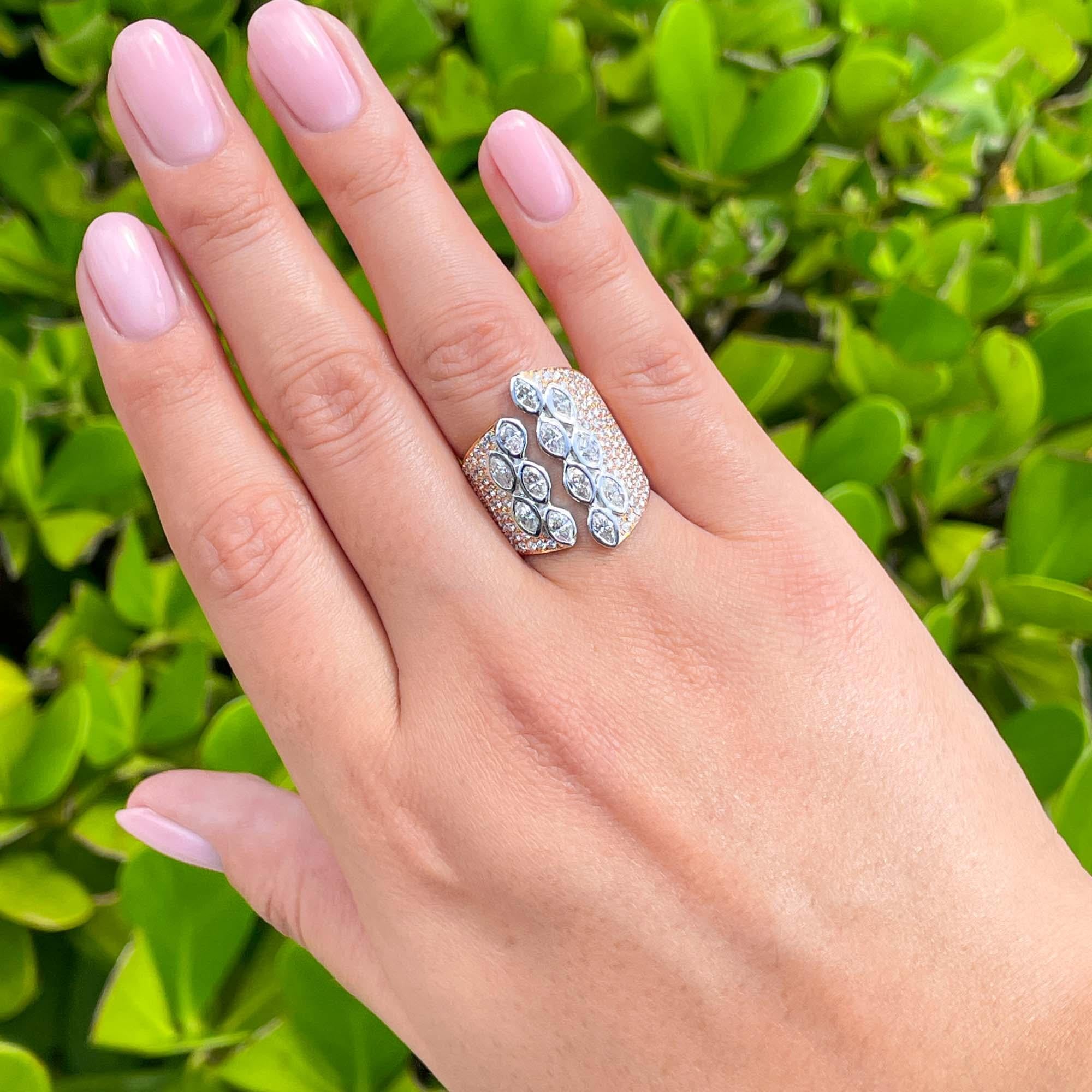 Jay Feder 18k Two Tone Gold Diamond Cocktail Ring For Sale 1