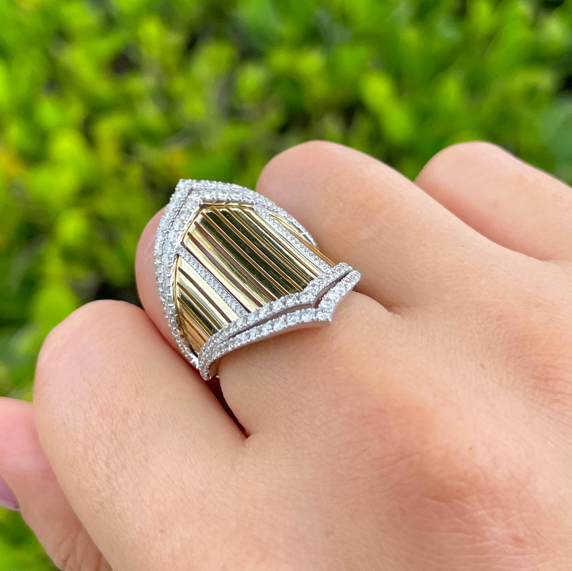 Jay Feder 18k Two Tone Gold Diamond Samba Ring For Sale 4