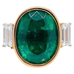Jay Feder 18k Two Tone Gold Green Emerald and Diamond Three Stone Ring