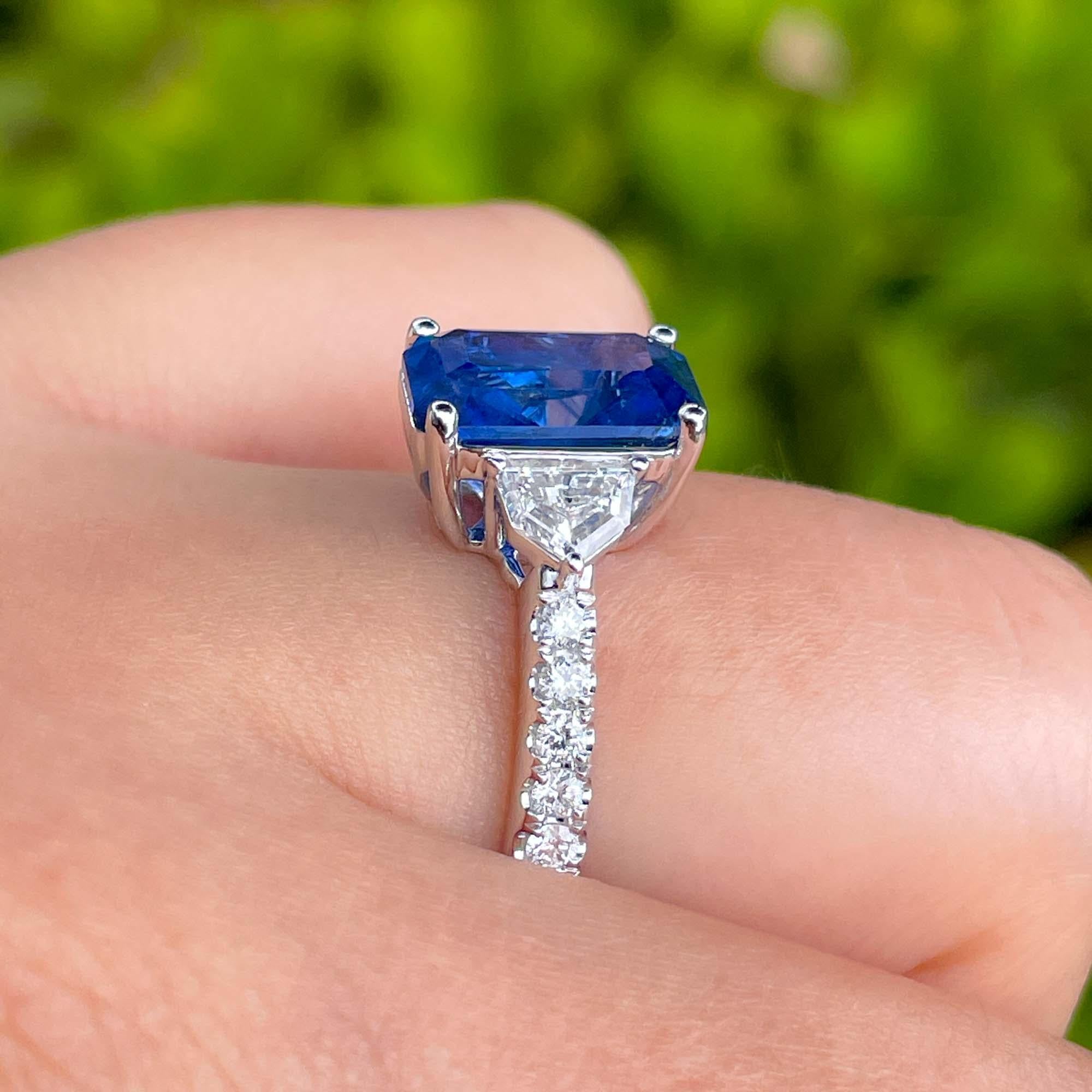 Jay Feder 18k White Gold Blue Sapphire and Diamond Three Stone Ring 2
