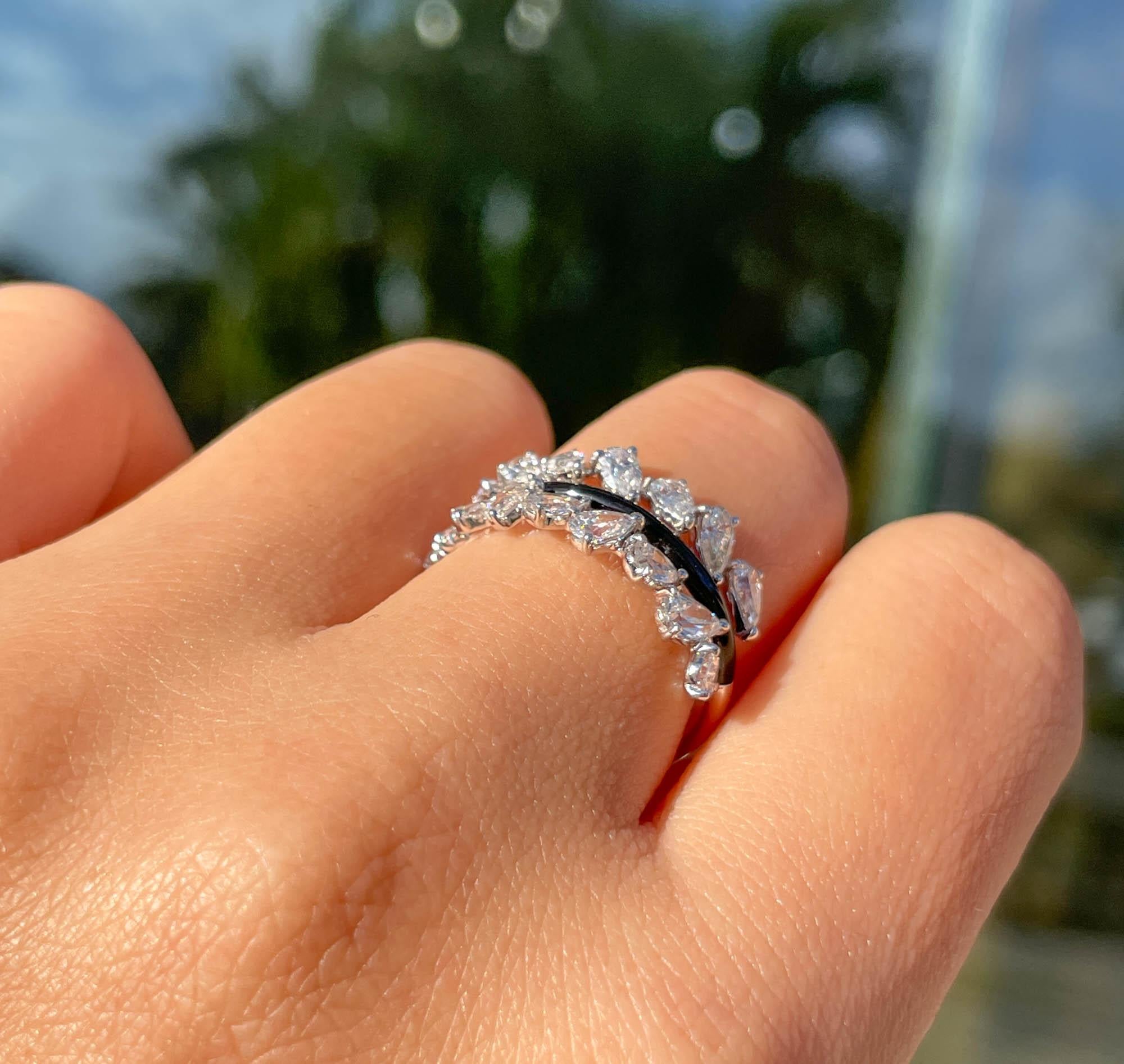 Bague en or blanc 18k avec diamant et feuille d'émail noir Feder 2