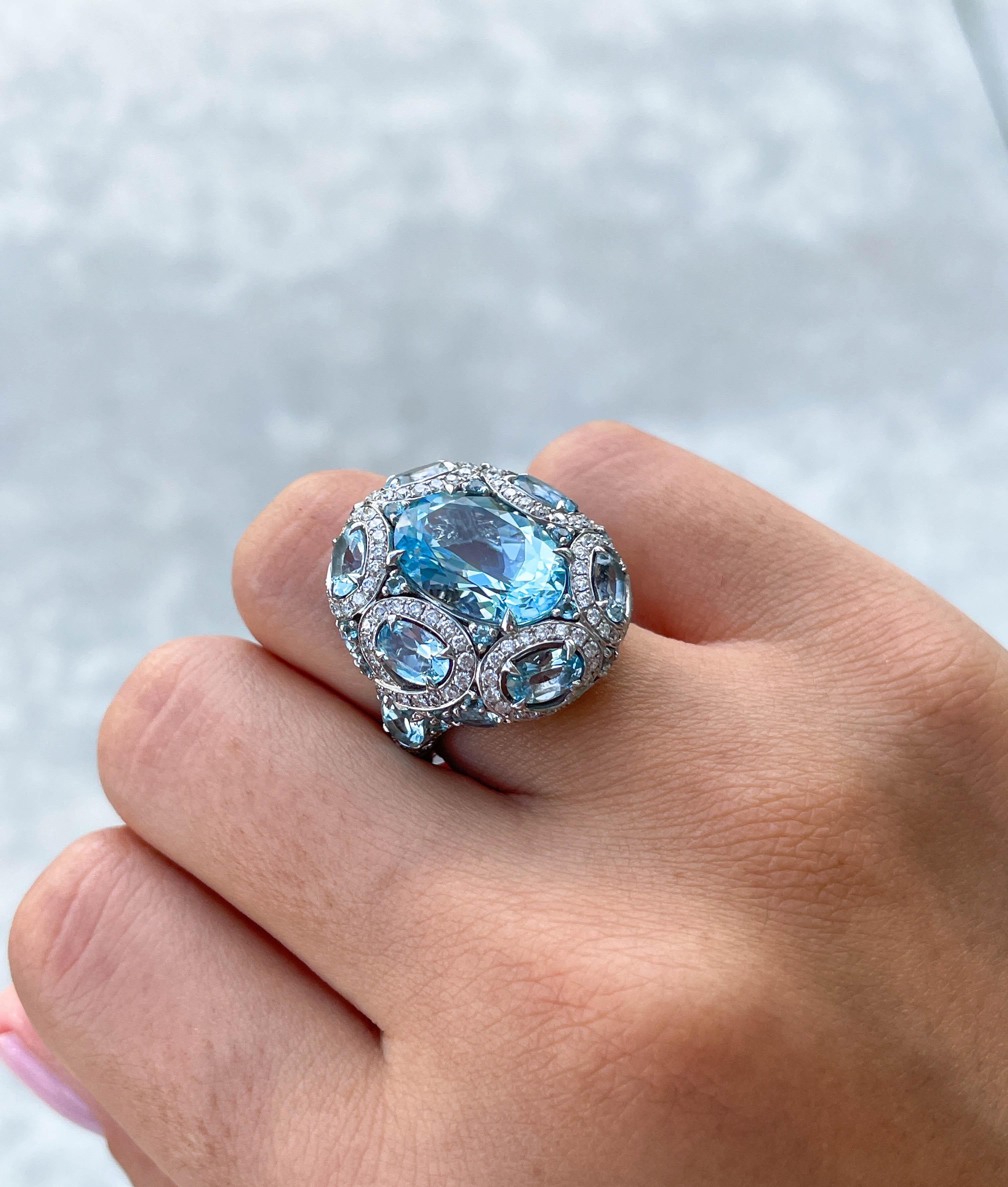 Oval Cut Jay Feder 18k White Gold Diamond Blue Topaz Ring For Sale