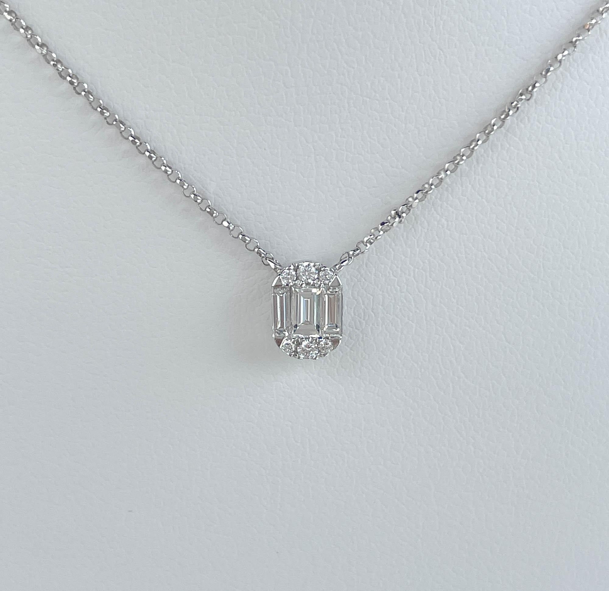 Collar Colgante Racimo Ovalado de Diamantes en Oro Blanco de 18k Jay Feder 1