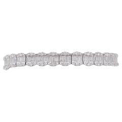 Jay Feder Oval Cluster-Tennisarmband, 18 Karat Weißgold Diamant