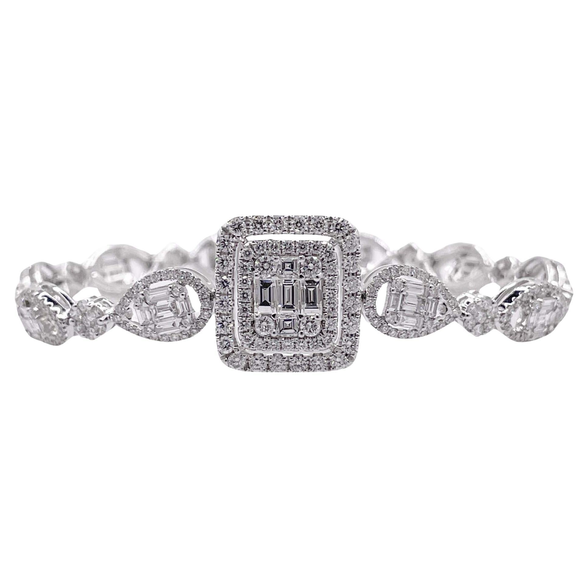 Jay Feder 18 Karat Weißgold Diamant-Tennisarmband mit Station