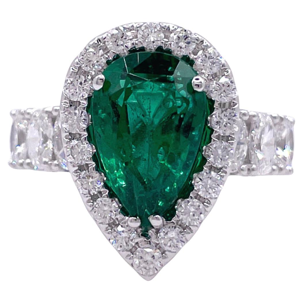 Jay Feder 18k White Gold Pear Green Emerald Diamond Engagement Right Hand Ring