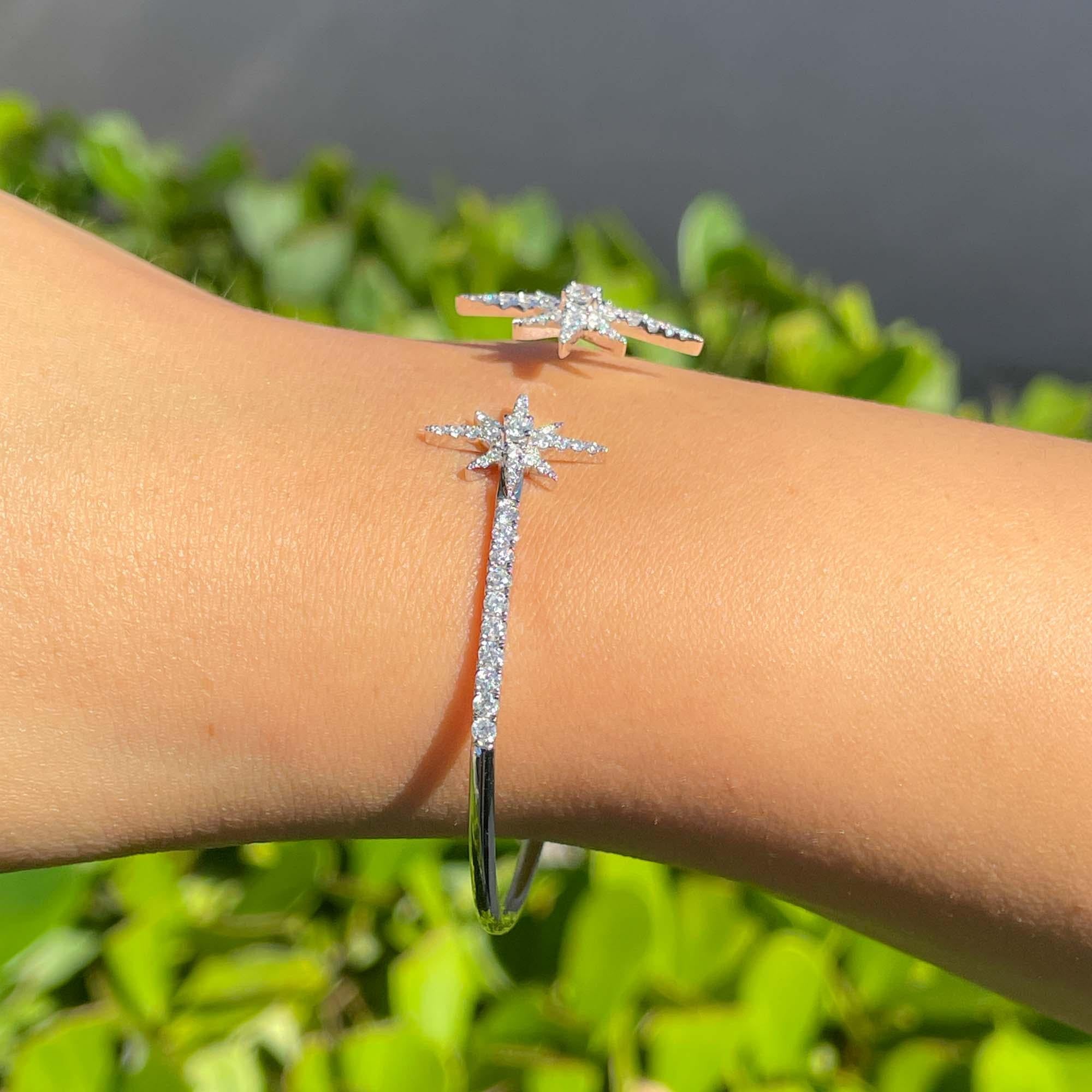 Femenino o masculino Pulsera brazalete cruzada estrella diamante redondo de oro blanco de 18k Jay Feder
