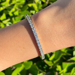 Jay Feder, bracciale tennis allungato con diamanti rotondi in oro bianco 18 carati