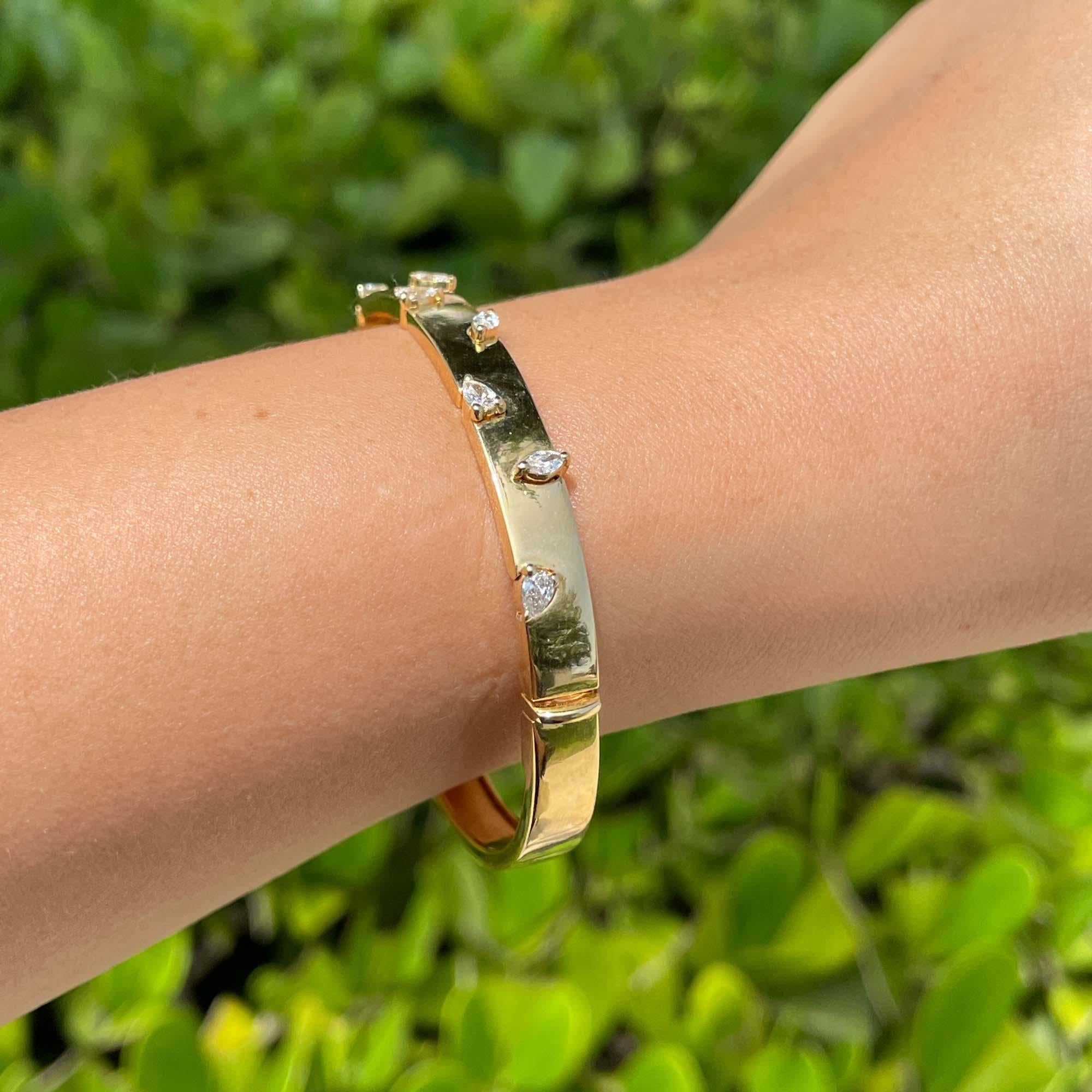 Bracciale con diamanti Jay Feder in oro giallo 18k in vendita 1