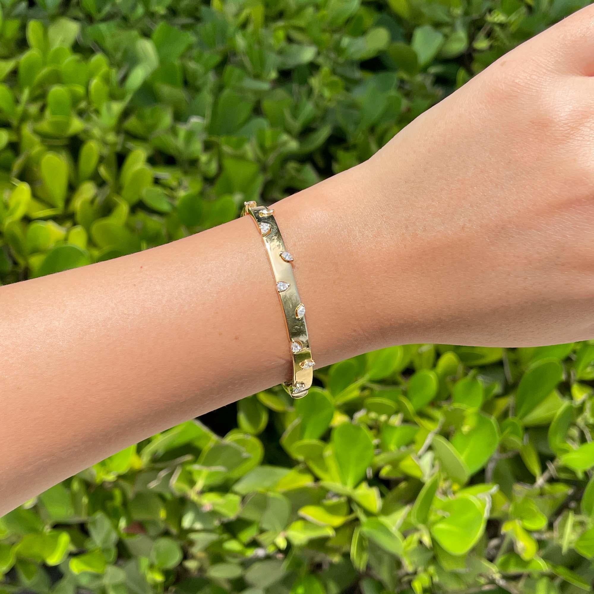 Bracciale con diamanti Jay Feder in oro giallo 18k in vendita 2