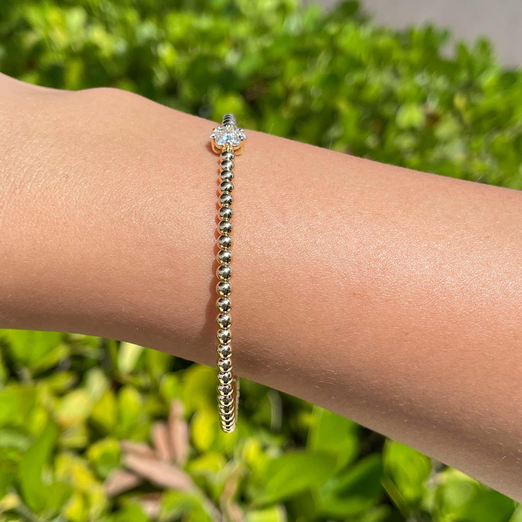 Jay Feders Bracelet en or jaune 18k avec fleurs et diamants Bon état - En vente à Boca Raton, FL